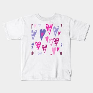 Even better than being loved is being in love. Kids T-Shirt